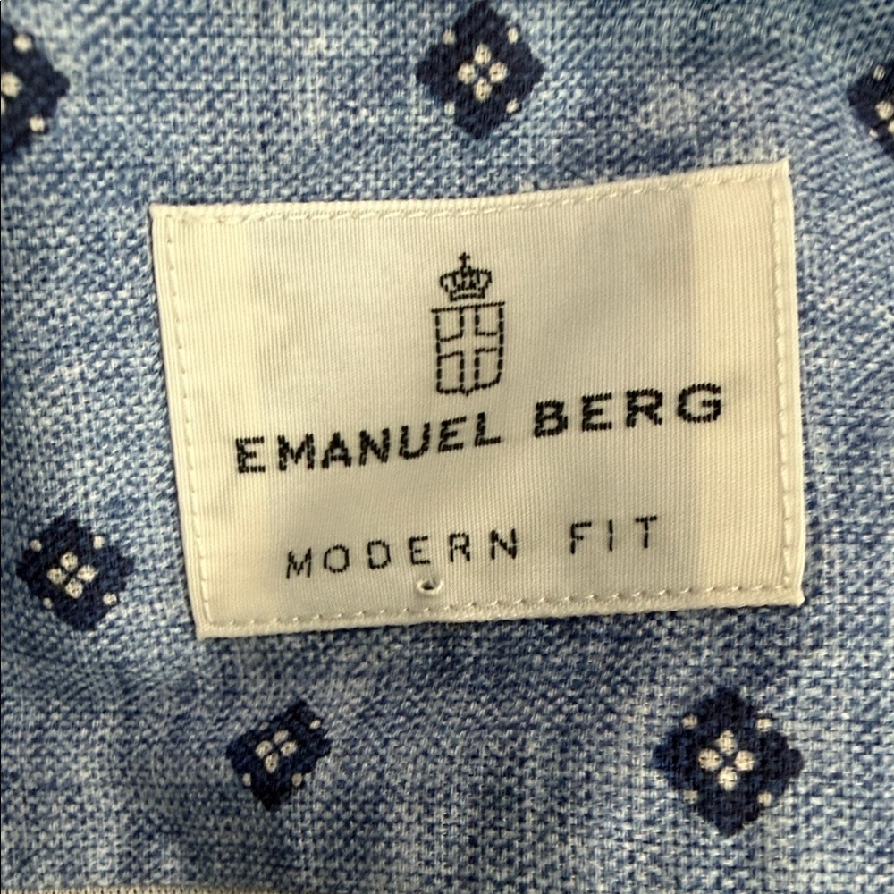 Men's Light Blue Patterned Button Down Shirt - Picture 6 of 8